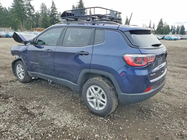 3C4NJDAB7JT114740 2018 JEEP COMPASS - Image 2