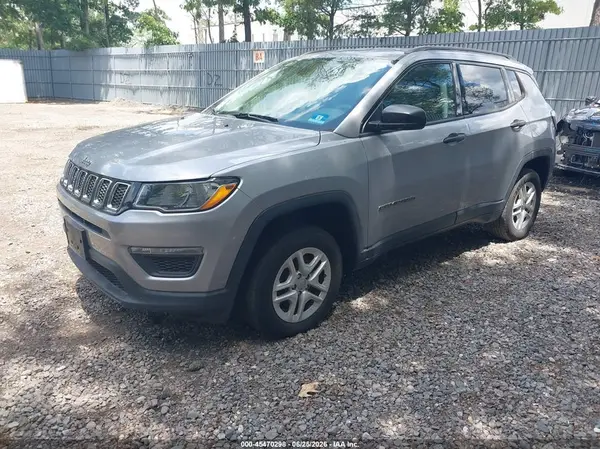 3C4NJDAB7JT116617 2018 JEEP COMPASS - Image 2
