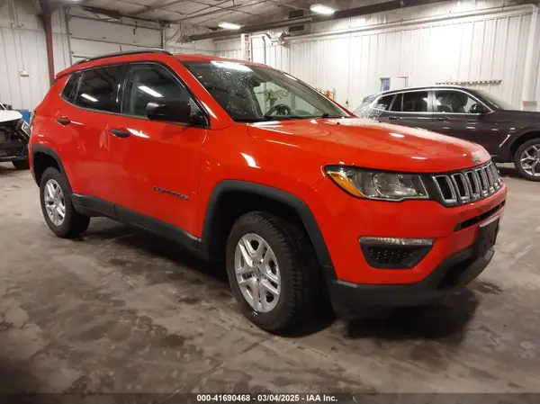 3C4NJDAB7JT283558 2018 JEEP COMPASS - Image 1