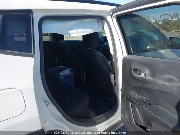 3C4NJDAB7JT401804 2018 JEEP COMPASS - Image 8