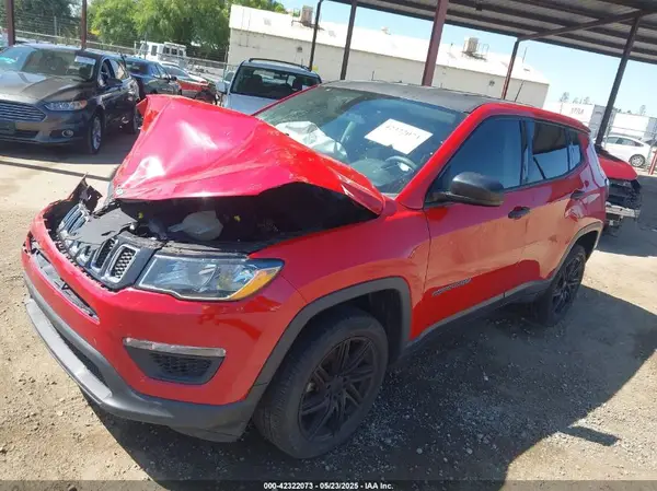 3C4NJDAB7JT404122 2018 JEEP COMPASS - Image 2