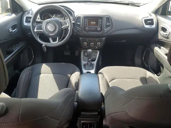 3C4NJDAB7JT419154 2018 JEEP COMPASS - Image 8