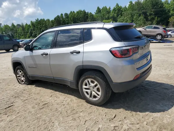 3C4NJDAB7JT484490 2018 JEEP COMPASS - Image 2