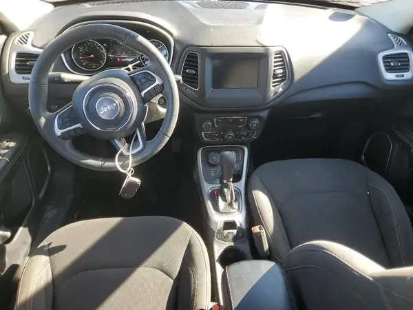 3C4NJDAB7KT620120 2019 JEEP COMPASS - Image 8