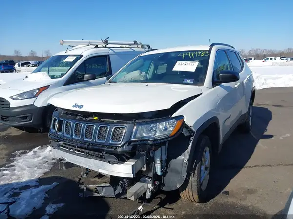 3C4NJDAB7KT646684 2019 JEEP COMPASS - Image 2