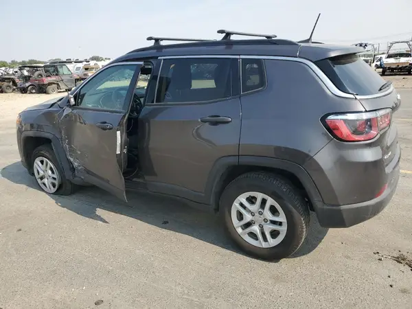 3C4NJDAB7KT712179 2019 JEEP COMPASS - Image 2