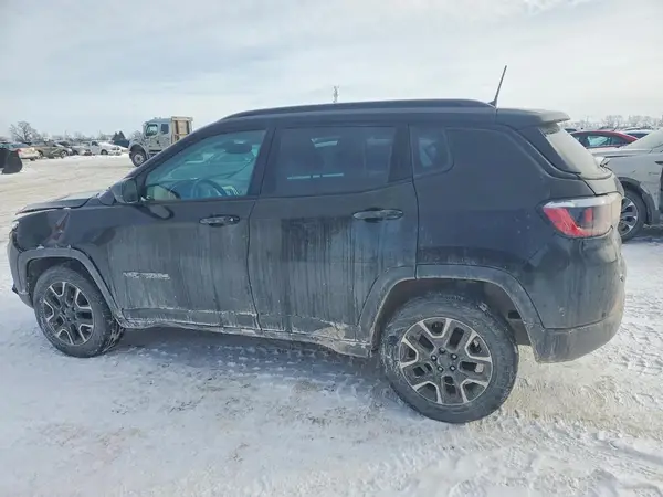 3C4NJDAB7KT811682 2019 JEEP COMPASS - Image 2