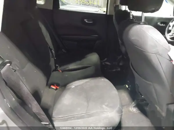 3C4NJDAB7KT817238 2019 JEEP COMPASS - Image 8