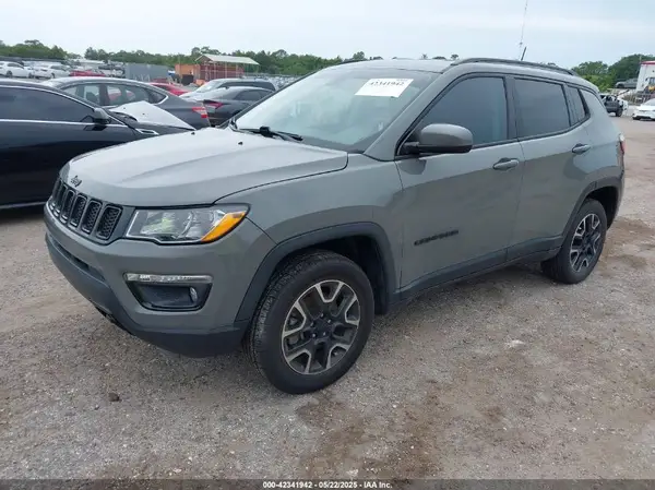 3C4NJDAB7KT846383 2019 JEEP COMPASS - Image 2
