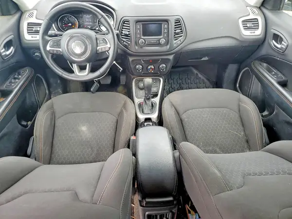 3C4NJDAB8HT635363 2017 JEEP COMPASS - Image 8