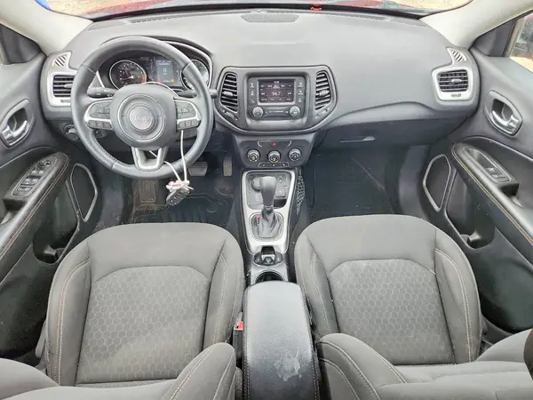 3C4NJDAB8HT642345 2017 JEEP COMPASS - Image 8
