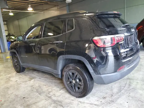 3C4NJDAB8HT681369 2017 JEEP COMPASS - Image 2