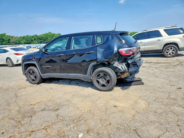 3C4NJDAB8JT100457 2018 JEEP COMPASS - Image 2