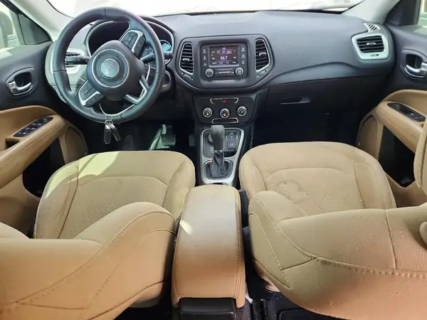 3C4NJDAB8JT135676 2018 JEEP COMPASS - Image 8