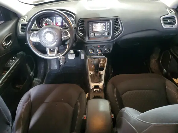 3C4NJDAB8JT239519 2018 JEEP COMPASS - Image 8