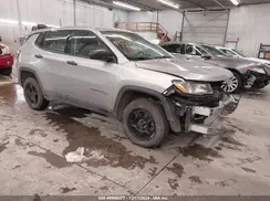 3C4NJDAB8JT284251 2018 JEEP COMPASS