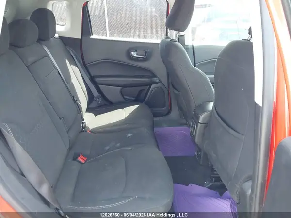 3C4NJDAB8JT422838 2018 JEEP COMPASS - Image 8