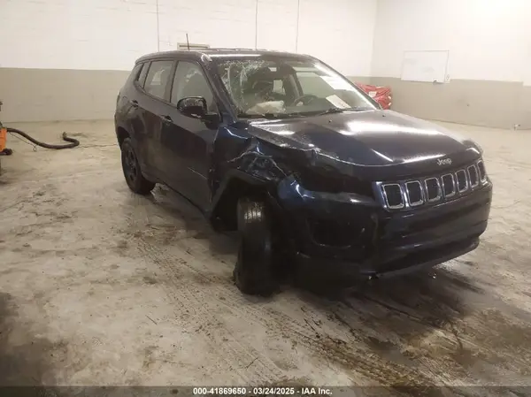 3C4NJDAB8KT638920 2019 JEEP COMPASS - Image 1