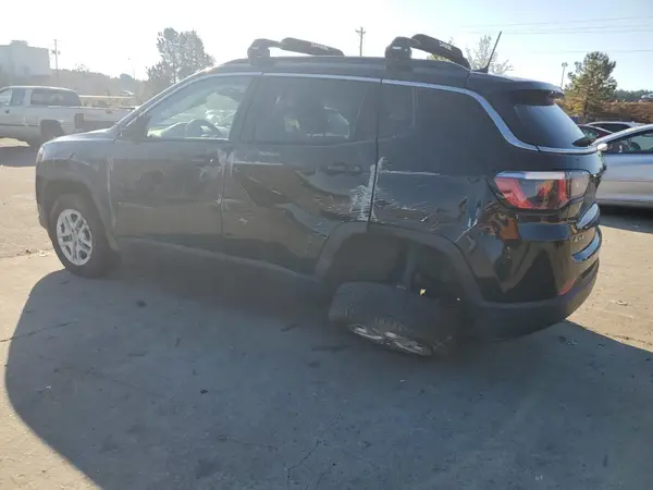 3C4NJDAB8KT681928 2019 JEEP COMPASS - Image 2