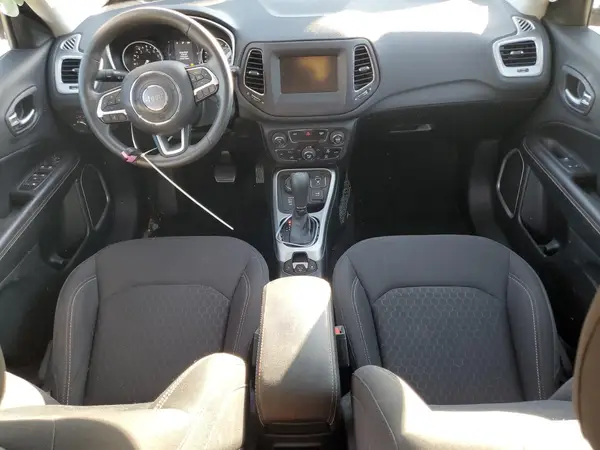 3C4NJDAB8KT681928 2019 JEEP COMPASS - Image 8