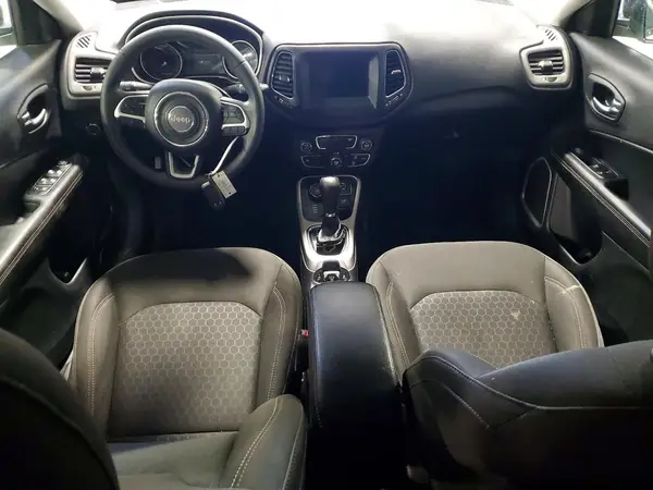 3C4NJDAB8LT173282 2020 JEEP COMPASS - Image 8