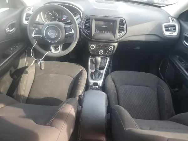 3C4NJDAB8LT238471 2020 JEEP COMPASS - Image 8