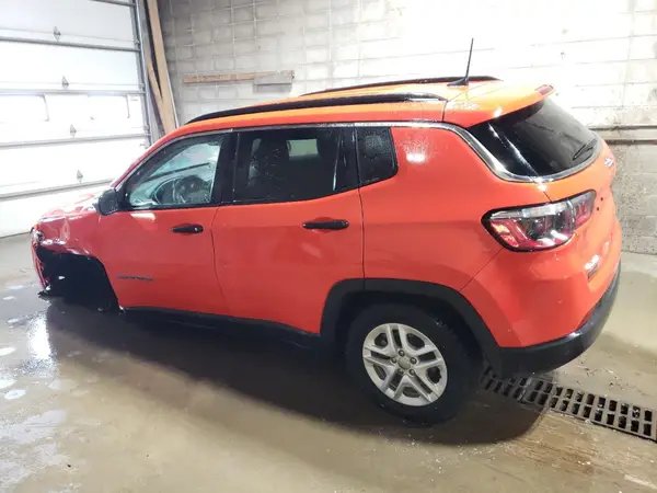 3C4NJDAB8MT502564 2021 JEEP COMPASS - Image 2
