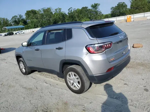 3C4NJDAB8MT537203 2021 JEEP COMPASS - Image 2