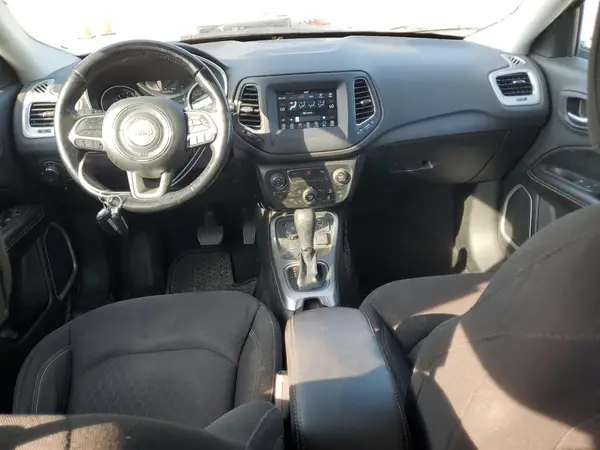 3C4NJDAB8MT537203 2021 JEEP COMPASS - Image 8