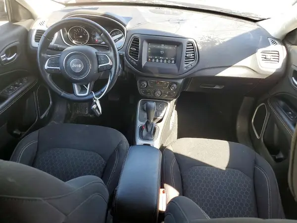 3C4NJDAB8MT537492 2021 JEEP COMPASS - Image 8
