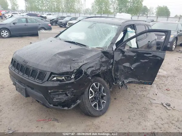 3C4NJDAB8MT548475 2021 JEEP COMPASS - Image 2