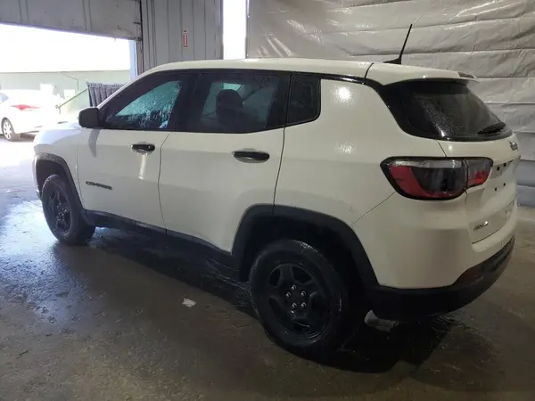 3C4NJDAB8MT549321 2021 JEEP COMPASS - Image 2