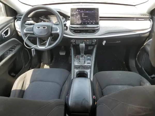 3C4NJDAB8NT202623 2022 JEEP COMPASS - Image 8