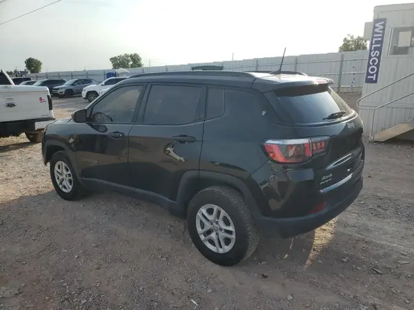 3C4NJDAB9JT111774 2018 JEEP COMPASS - Image 2