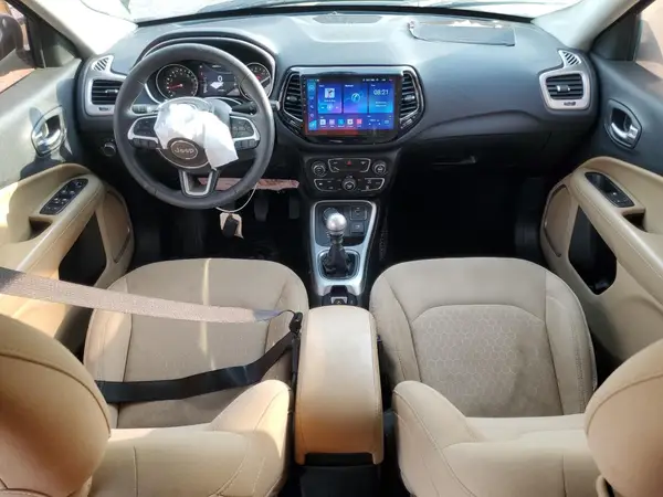 3C4NJDAB9JT111774 2018 JEEP COMPASS - Image 8