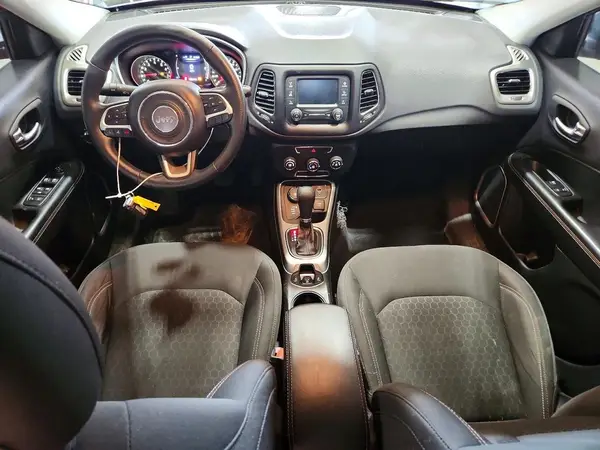 3C4NJDAB9JT126680 2018 JEEP COMPASS - Image 8