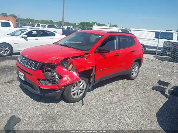 3C4NJDAB9JT143639 2018 JEEP COMPASS - Image 2