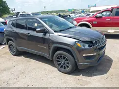3C4NJDAB9JT246527 2018 JEEP COMPASS