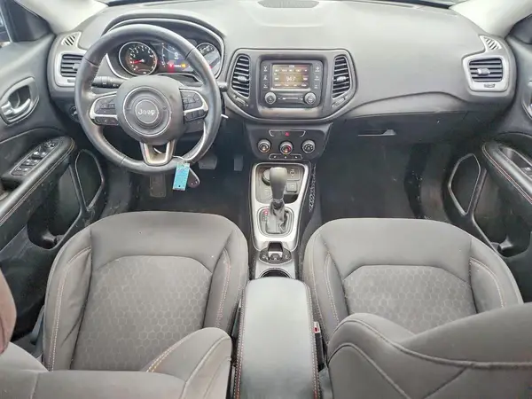 3C4NJDAB9JT308170 2018 JEEP COMPASS - Image 8
