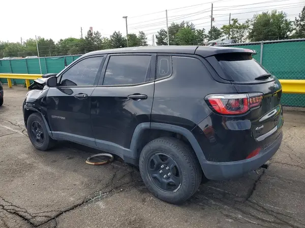 3C4NJDAB9JT337524 2018 JEEP COMPASS - Image 2
