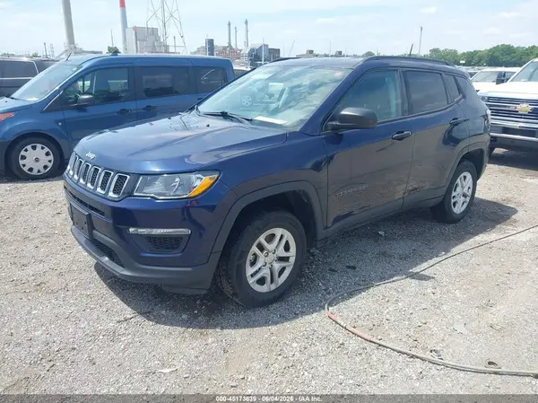 3C4NJDAB9JT392247 2018 JEEP COMPASS - Image 2