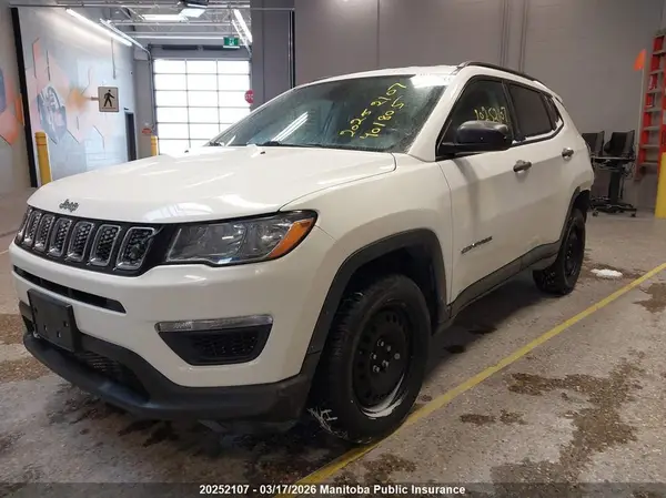 3C4NJDAB9JT401805 2018 JEEP COMPASS - Image 2