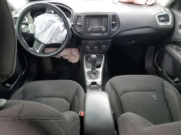 3C4NJDAB9JT440751 2018 JEEP COMPASS - Image 8