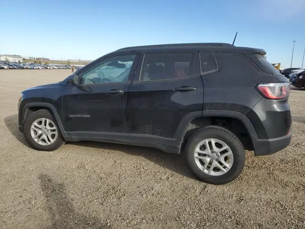 3C4NJDAB9JT456304 2018 JEEP COMPASS - Image 2