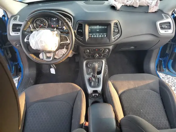 3C4NJDAB9KT658934 2019 JEEP COMPASS - Image 8