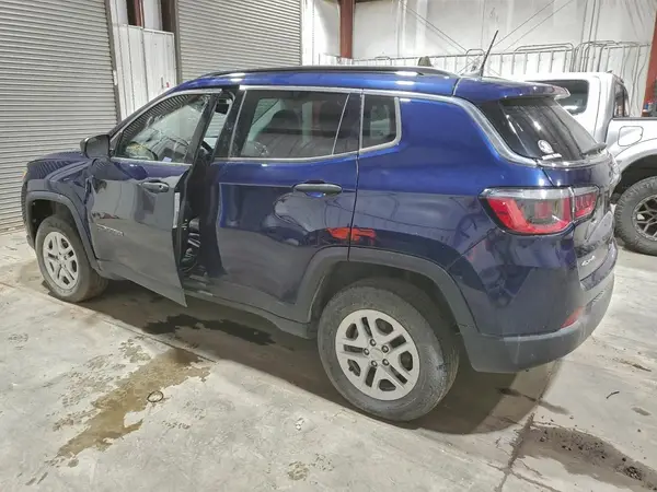 3C4NJDAB9KT697913 2019 JEEP COMPASS - Image 2