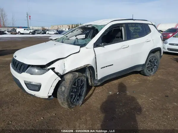 3C4NJDAB9KT760721 2019 JEEP COMPASS - Image 2