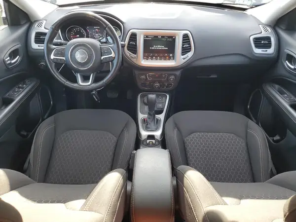 3C4NJDAB9LT210033 2020 JEEP COMPASS - Image 8
