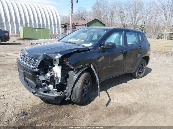 3C4NJDAB9MT573143 2021 JEEP COMPASS - Image 2