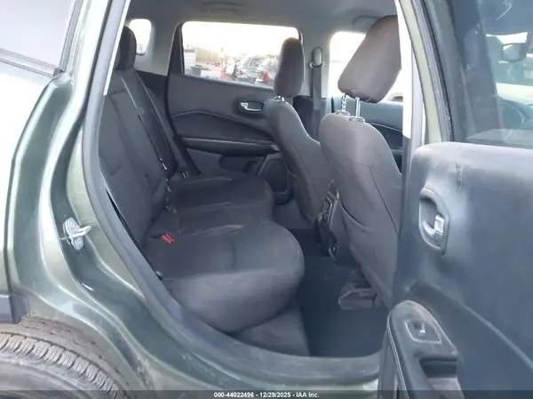 3C4NJDAB9MT591271 2021 JEEP COMPASS - Image 8